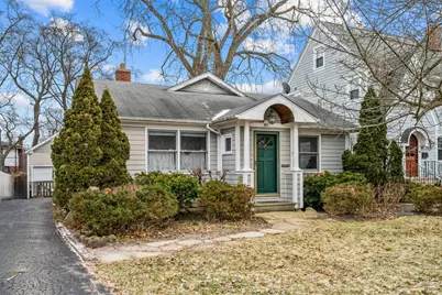 971 Windsor Road, Highland Park, IL 60035 - Photo 1