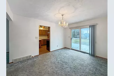 711 Virginia Avenue, Lena, IL 61048 - Photo 11