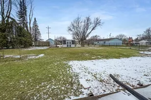 711 Virginia Ave, Lena, IL 61048 - Photo 3