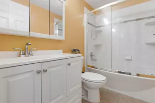 [Address not provided], Schaumburg, IL 60194 - Photo 15