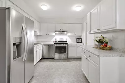 [Address not provided], Schaumburg, IL 60194 - Photo 7