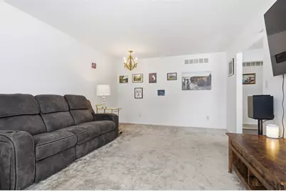 404 Grandview Drive, Normal, IL 61761 - Photo 5