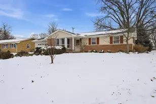 404 Grandview Dr, Normal, IL 61761 - Photo 29