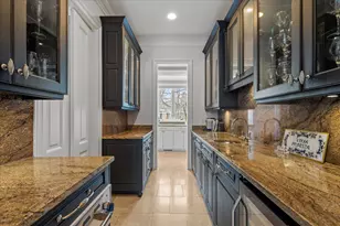 697 Bluff Rd, Lake Bluff, IL 60044 - Photo 9