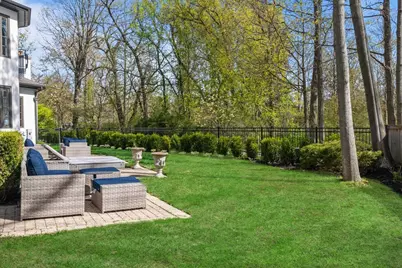 697 Bluff Road, Lake Bluff, IL 60044 - Photo 41