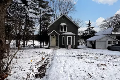 551 N 1st Street, Geneva, IL 60134 - Photo 1