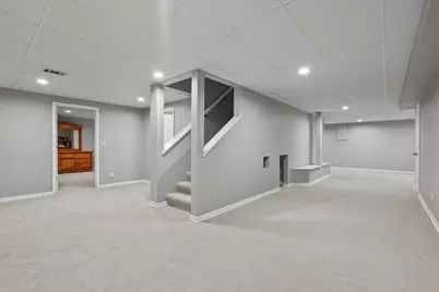 1940 Morningview Drive, Hoffman Estates, IL 60192 - Photo 25