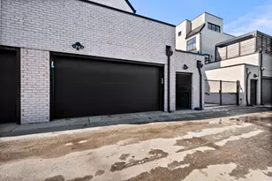 2245 N Rockwell St, Chicago, IL 60647 - Photo 25