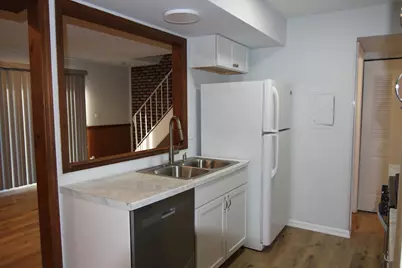 184 Betty Court #B, Bartlett, IL 60103 - Photo 11