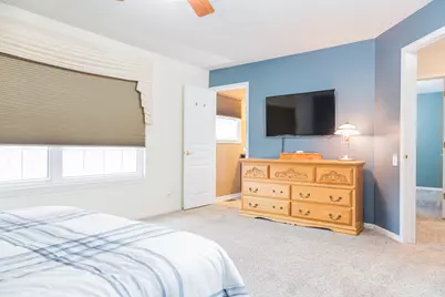 420 Knoll Crest Drive, Bartlett, IL 60103 - Photo 11