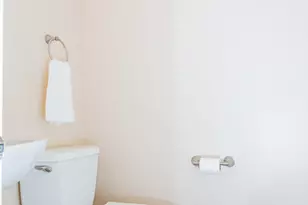 420 Knoll Crest Dr, Bartlett, IL 60103 - Photo 9