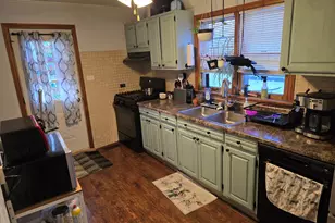 14348 Kolmar Ave, Midlothian, IL 60445 - Photo 5