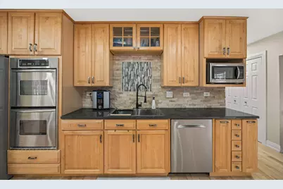 641 Woods Street, Frankfort, IL 60423 - Photo 13