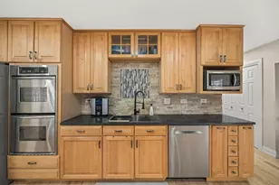 641 Woods St, Frankfort, IL 60423 - Photo 13