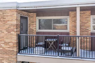 120 Collen Dr, Lombard, IL 60148 - Photo 15