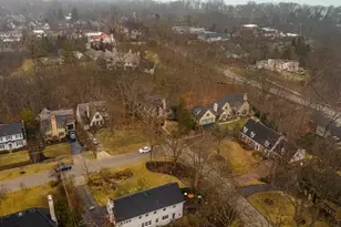 219 Woodland Rd, Highland Park, IL 60035 - Photo 37