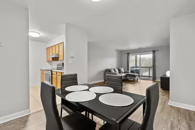 1426 Stonebridge Circle #K8, Wheaton, IL 60189 - Photo 11