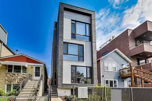 1474 W Ohio St, Chicago, IL 60642 - Photo 1