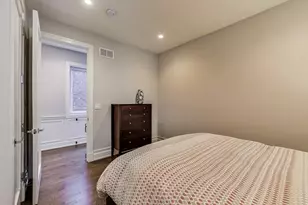 1474 W Ohio St, Chicago, IL 60642 - Photo 15