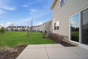 1145 Amber Dr, Cary, IL 60013 - Photo 21