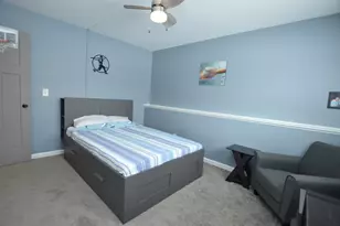 1014 Stonehedge Ct, Crystal Lake, IL 60014 - Photo 13