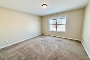 1940 Burnett Dr, Belvidere, IL 61008 - Photo 15