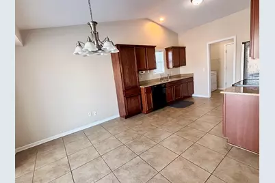 1940 Burnett Drive, Belvidere, IL 61008 - Photo 7