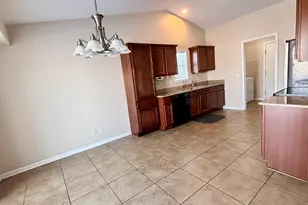 1940 Burnett Dr, Belvidere, IL 61008 - Photo 7