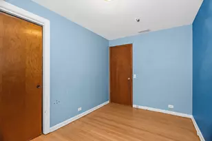 730 S 10th Ave, La Grange, IL 60525 - Photo 13