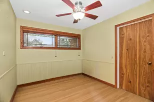 730 S 10th Ave, La Grange, IL 60525 - Photo 17