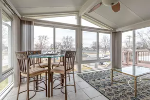 1802 W Pheasant Trail, Mount Prospect, IL 60056 - Photo 15