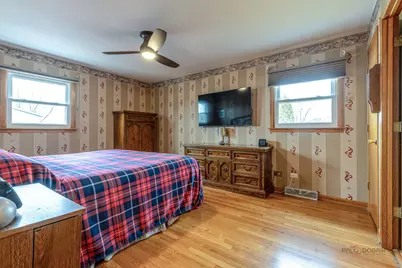 1802 W Pheasant Trail, Mount Prospect, IL 60056 - Photo 21