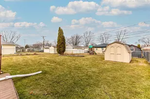 1802 W Pheasant Trail, Mount Prospect, IL 60056 - Photo 35