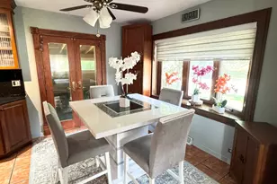 5501 Mulford St, Skokie, IL 60077 - Photo 9