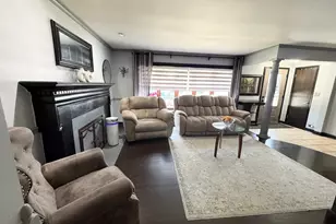 5501 Mulford St, Skokie, IL 60077 - Photo 3