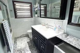 5501 Mulford St, Skokie, IL 60077 - Photo 25