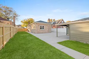 1619 N 20th Ave, Melrose Park, IL 60160 - Photo 31