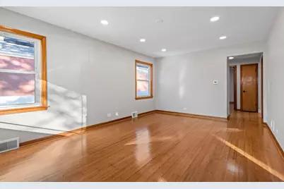 1619 N 20th Avenue, Melrose Park, IL 60160 - Photo 5