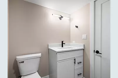 1619 N 20th Avenue, Melrose Park, IL 60160 - Photo 29