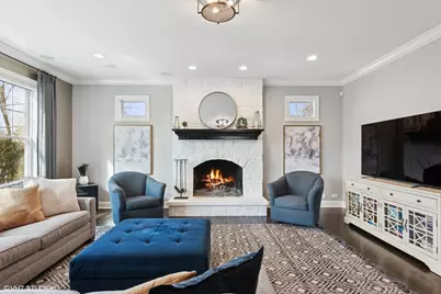 374 N Myrtle Avenue, Elmhurst, IL 60126 - Photo 29