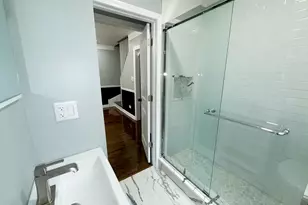 7252 S Wood St, Chicago, IL 60636 - Photo 11