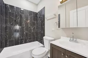 5843 W Corcoran Pl, Chicago, IL 60644 - Photo 35