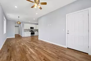 5843 W Corcoran Pl, Chicago, IL 60644 - Photo 3