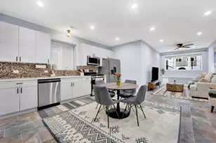 5843 W Corcoran Pl, Chicago, IL 60644 - Photo 21