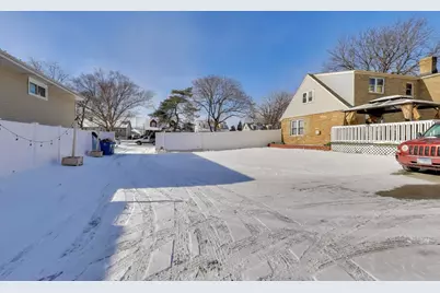 29 S Iowa Avenue, Addison, IL 60101 - Photo 31