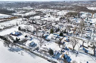 821 Penfield Ave, Joliet, IL 60433 - Photo 33