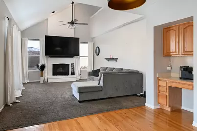 24050 W Champion Drive, Plainfield, IL 60585 - Photo 13