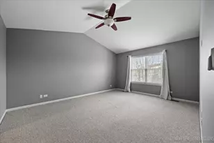 706 Versailles Pkwy, Oswego, IL 60543 - Photo 19