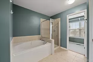 706 Versailles Pkwy, Oswego, IL 60543 - Photo 21