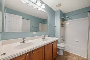 706 Versailles Pkwy, Oswego, IL 60543 - Photo 25